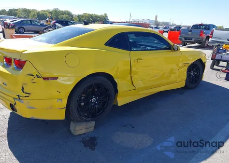 2011 Chevrolet Camaro 2Ls z USA, uszkodzony, nr VIN 2G1FA1ED1B9108251